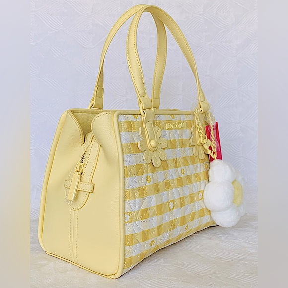 Betsey Johnson Daisy Floral XO Alfie Triple Compartment Satchel / Crossbody - Picture 2 of 11